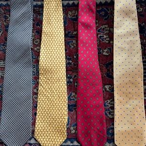 4 Brooks Brothers Ties - silk